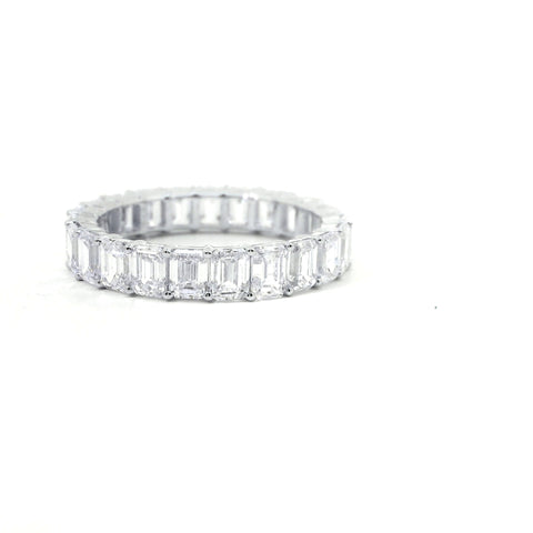 18KT WHITE GOLD 4.48CTW EMERALD CUT ETERNITY BAND KR30842EM-4.25CT-VJ