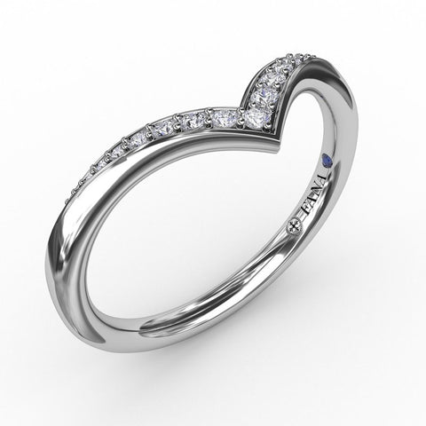 Fana Polished and Tapered Shared Prong Chevron Diamond Band 7318