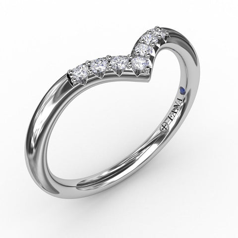 Fana Shared Prong Chevron Diamond Band 7316