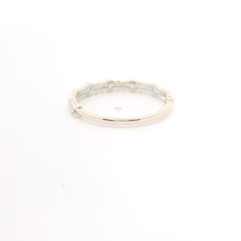Gold & Natural Diamond Fashion Band