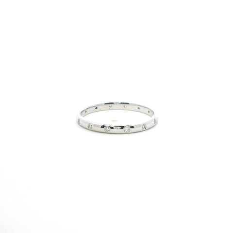 WHITE GOLD FLUSH-SET DIAMOND BAND 110-06385