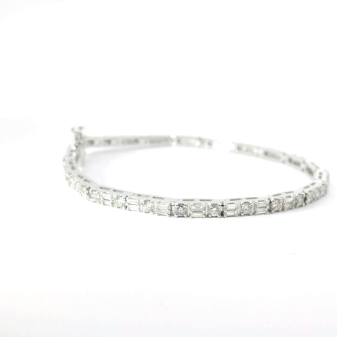 10K White Gold Diamond Tennis Bracelet