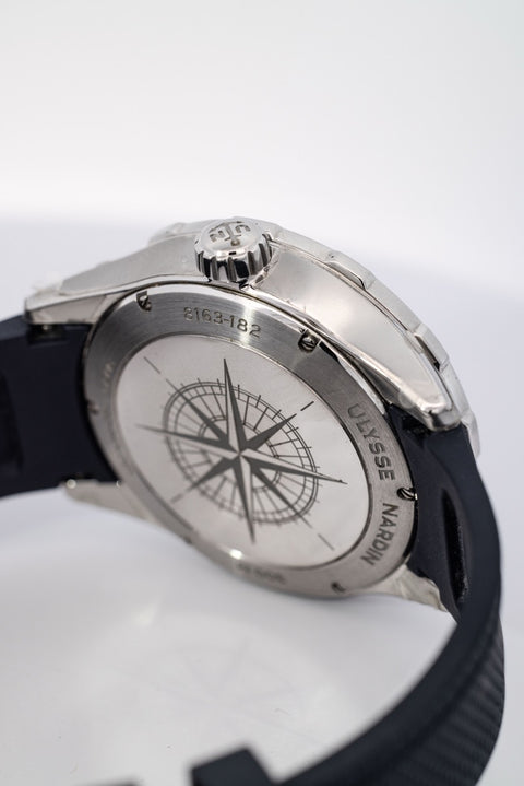ULYSSE NARDIN 300M