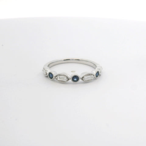 WHITE GOLD BLUE SAPPHIRE SCALLOPED RING 201-00356