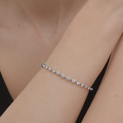 KWIAT 18KT Starry Night Diamond Bangle Bracelet B-19524-0-DIA-18KY