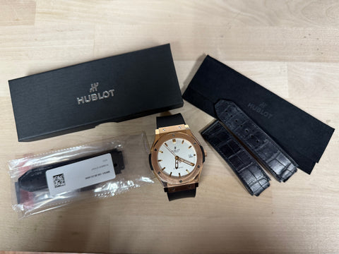 Hublot 18k Classic Fusion King Gold Opalin 511.OX.2610.LR