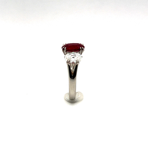 3.06CT NATURAL RUBY AND DIAMOND THREE STONE RING