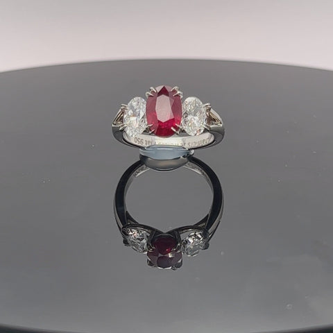 3.06CT NATURAL RUBY AND DIAMOND THREE STONE RING