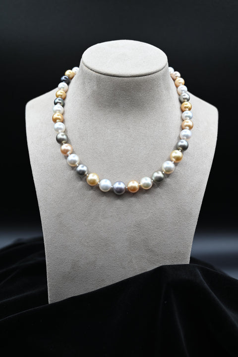 Multi Colored Natural South Sea Pearl Strand