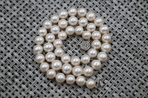 Fresh Water Cultured White Pearl Necklace